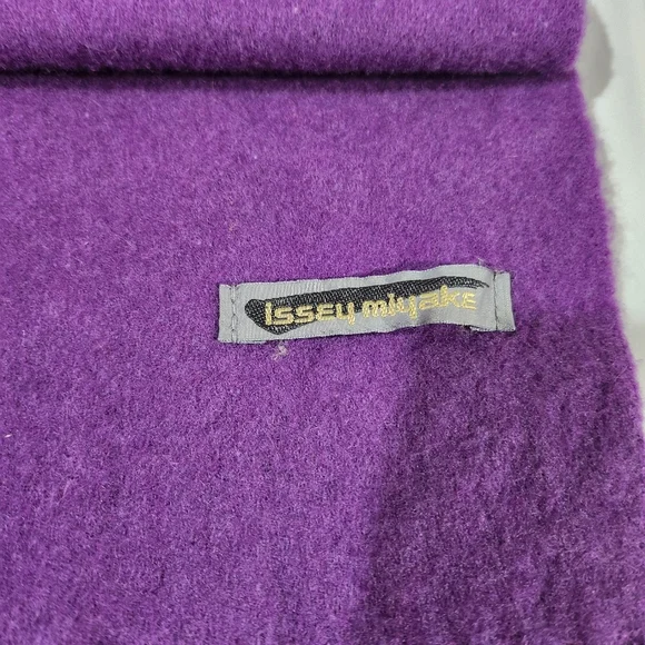Vintage Issey Miyake Scarf Muffler Vintage Issey Miyake Wool Scarves - Picture 4 of 6